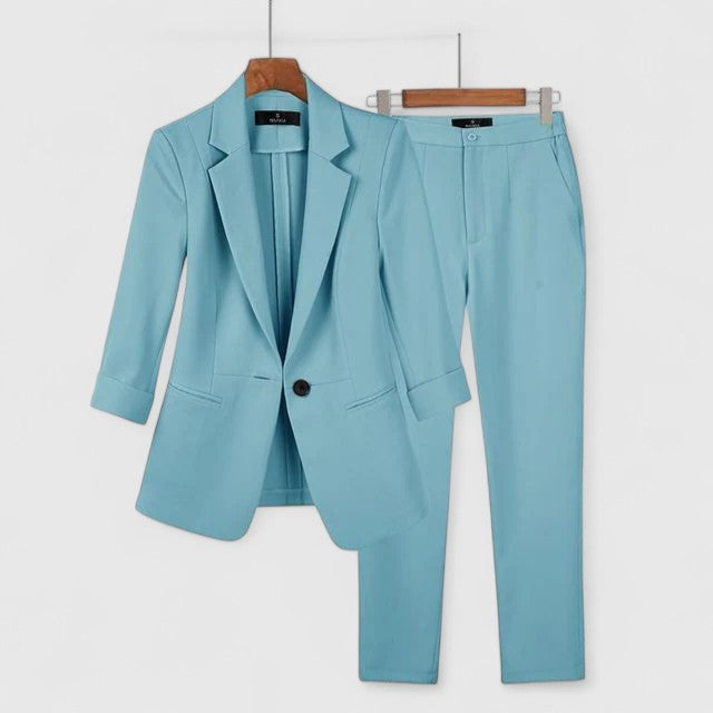 Briletta | Sophisticated Blazer & Trouser