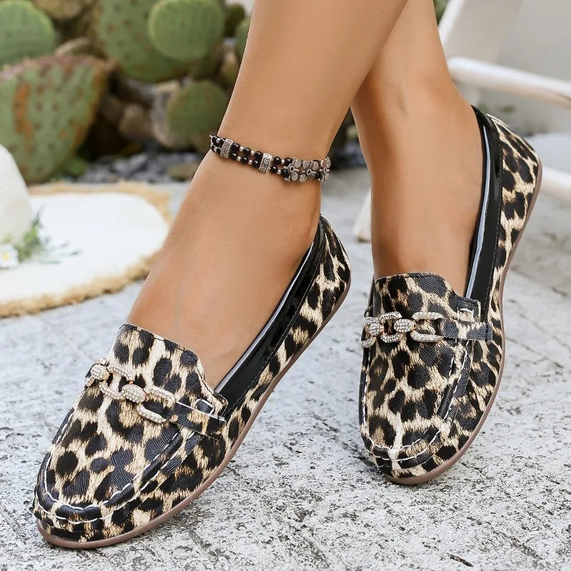 Isaline™ – Leopard Loafers