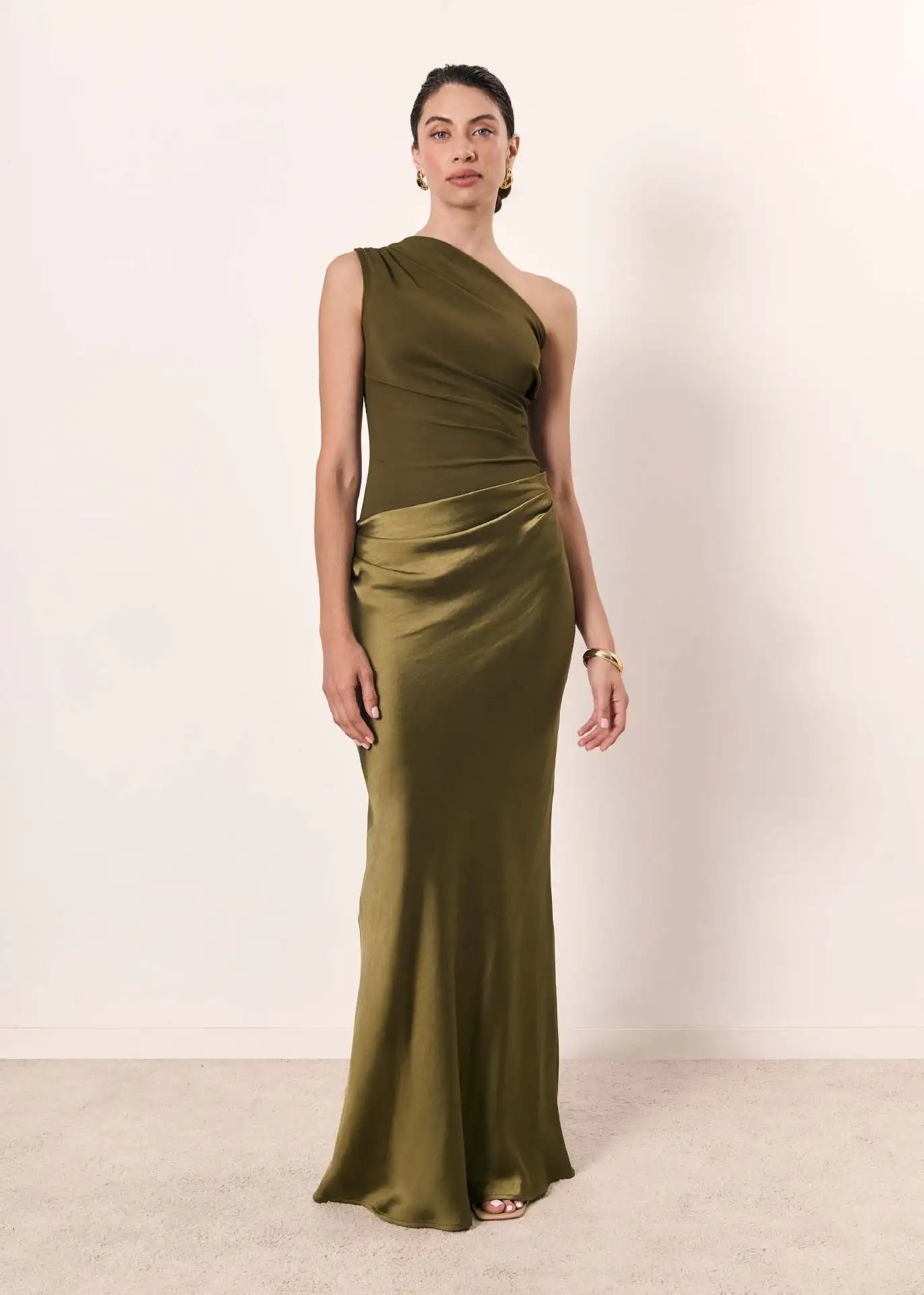 Amélia™ – One-Shoulder Satin Evening Dress