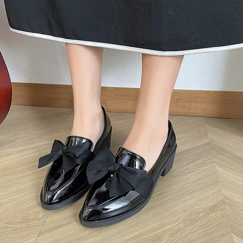 Vivienne™ – Patent Bow Loafers