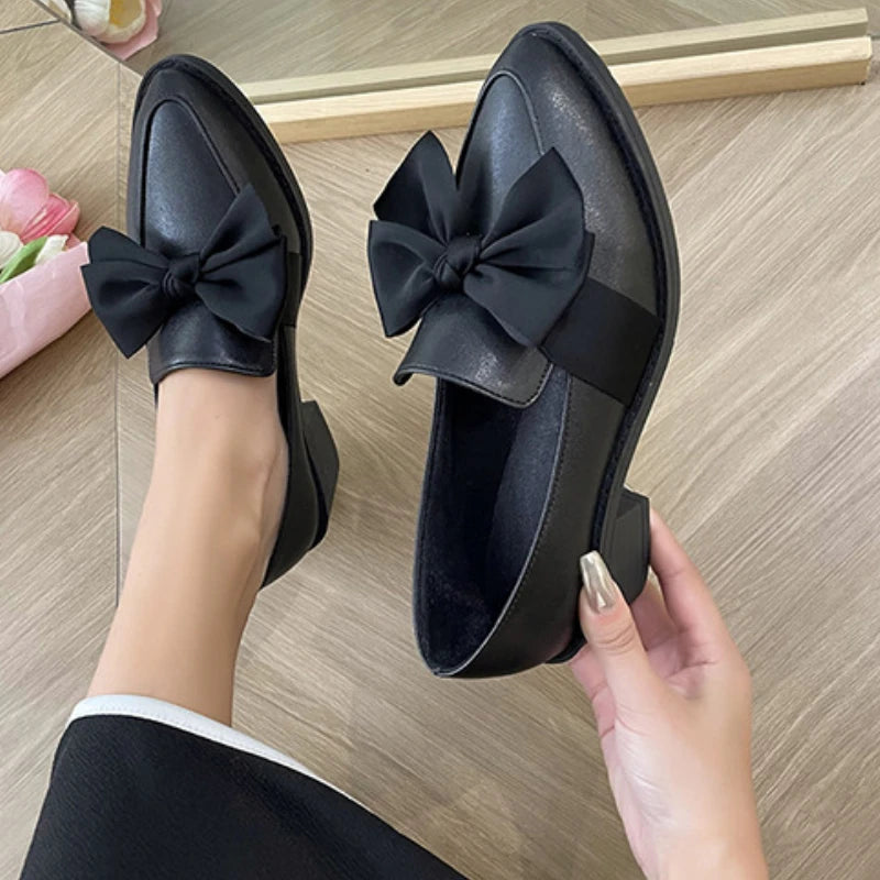 Vivienne™ – Patent Bow Loafers