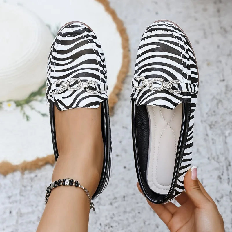Isaline™ – Leopard Loafers