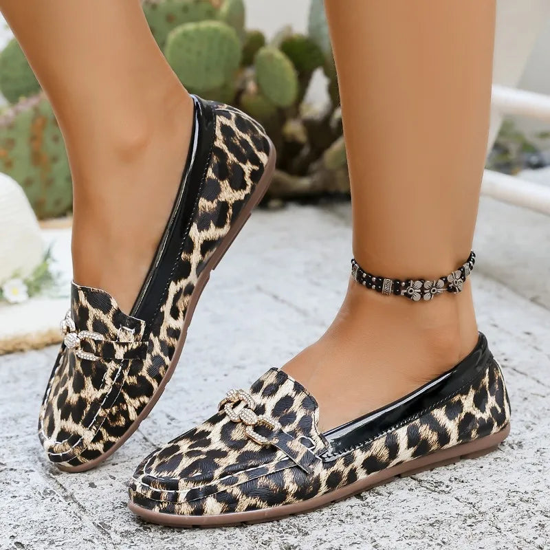 Isaline™ – Leopard Loafers