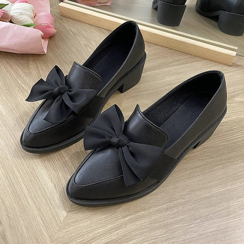 Vivienne™ – Patent Bow Loafers