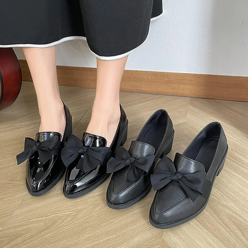 Vivienne™ – Patent Bow Loafers
